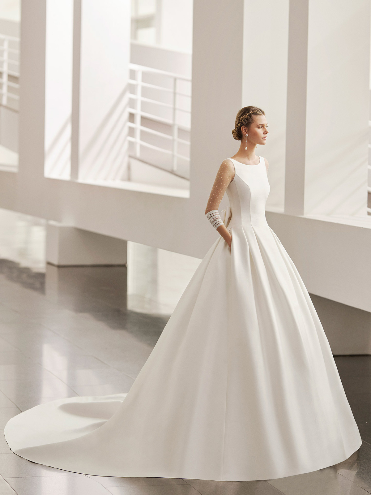 Vestiti da Sposa Lisci e Semplici a Verona e Online