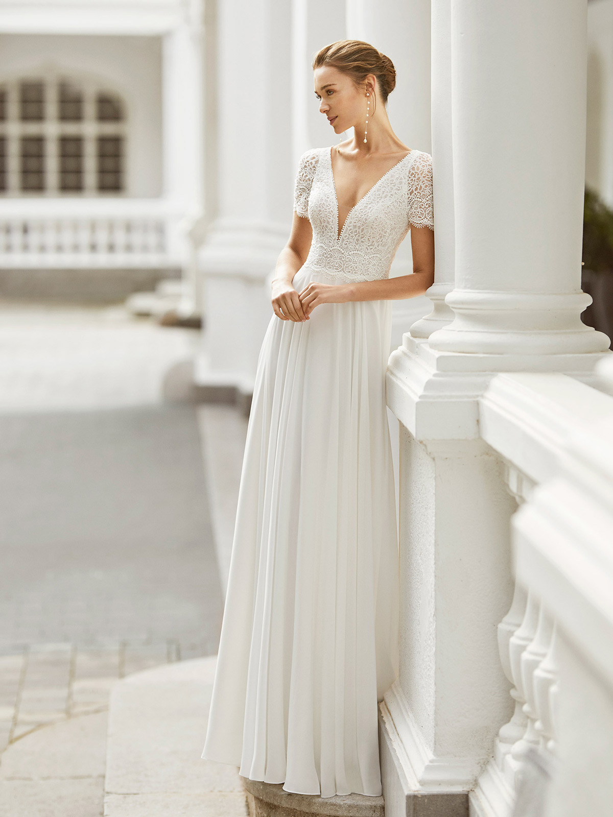 Vestiti e Abiti da Sposa Eleganti a Verona e Online